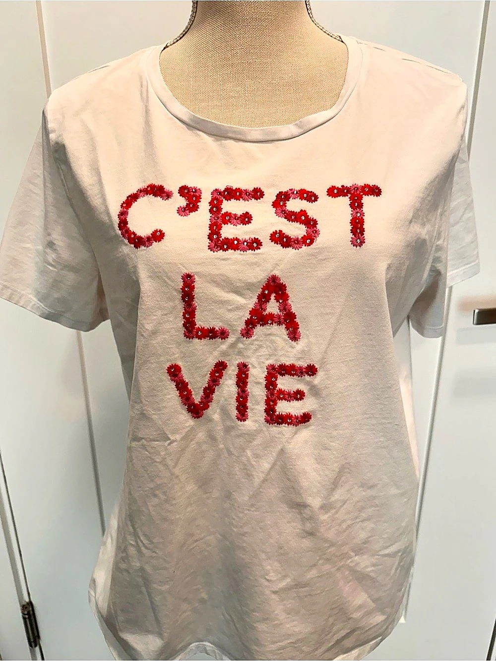 Karl Lagerfeld Paris Women's Embellished C'est La Vie T-Shirt White & Pink/Red L
